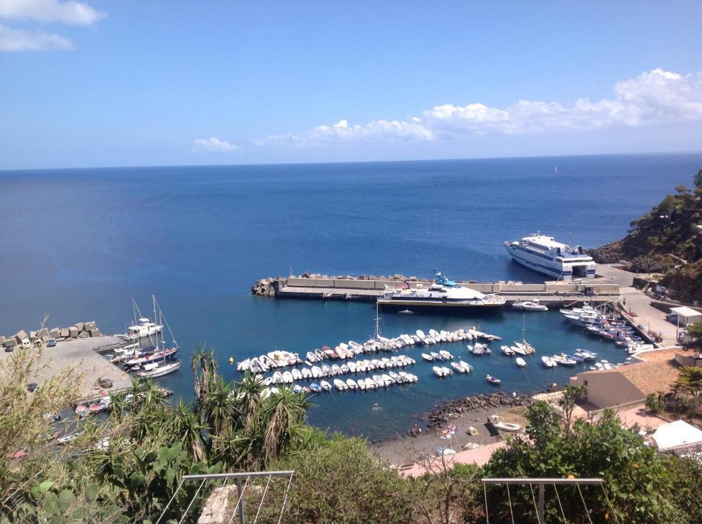 Sogni Nel Blu Aparthotel Isola di Ustica Quarto foto