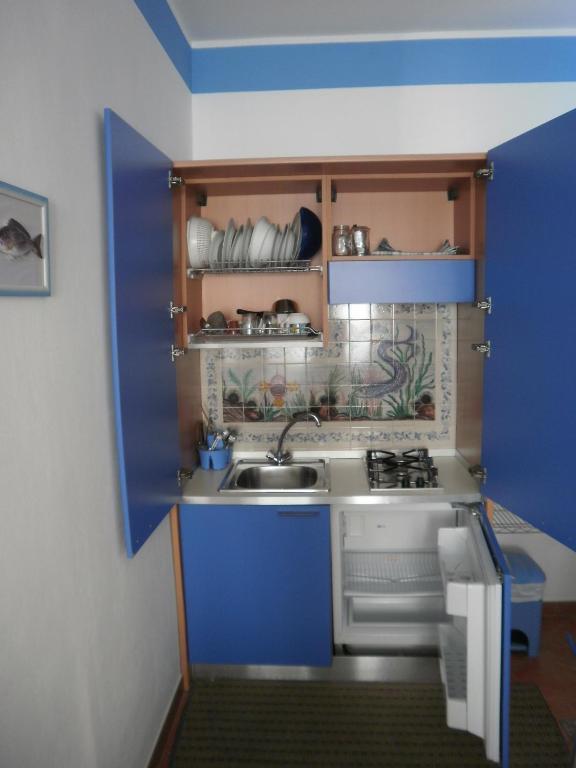 Sogni Nel Blu Aparthotel Isola di Ustica Quarto foto