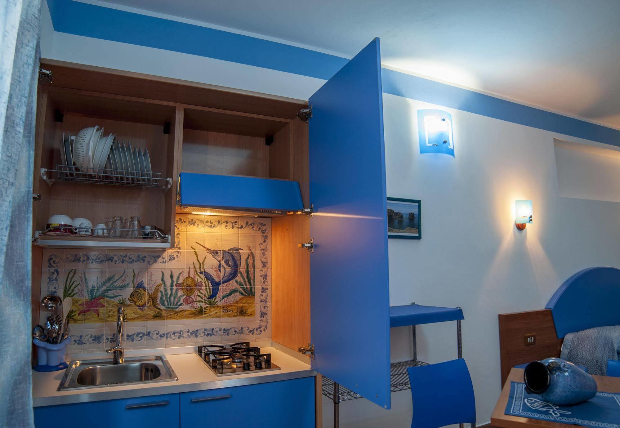 Sogni Nel Blu Aparthotel Isola di Ustica Exterior foto