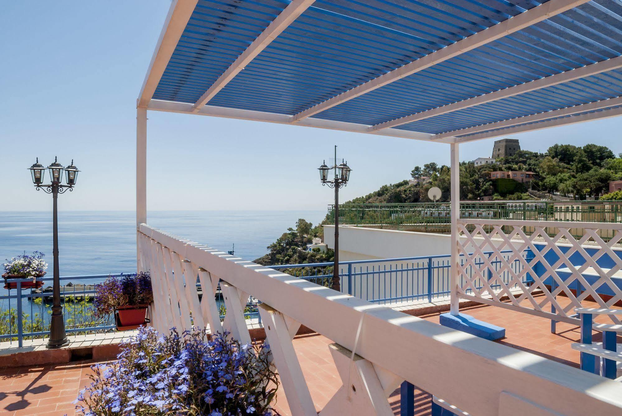 Sogni Nel Blu Aparthotel Isola di Ustica Exterior foto
