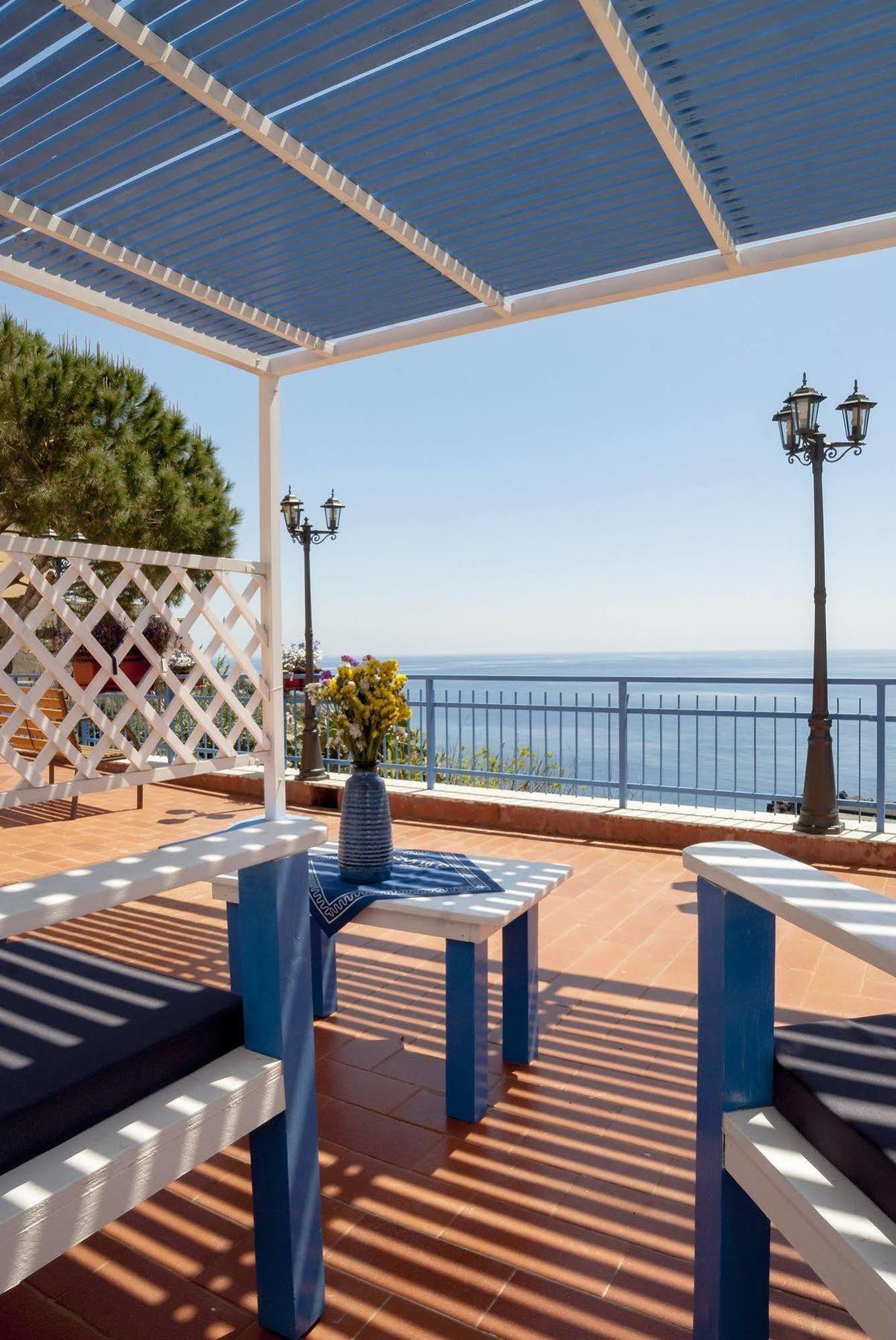 Sogni Nel Blu Aparthotel Isola di Ustica Exterior foto