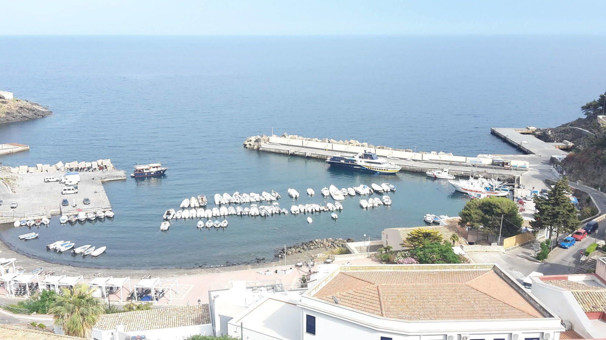 Sogni Nel Blu Aparthotel Isola di Ustica Exterior foto